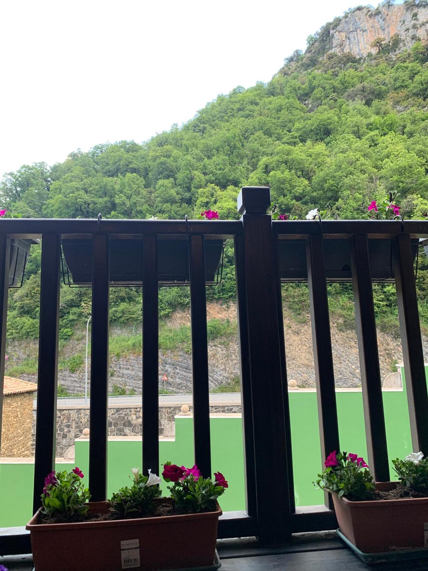 Argonz Etxea Hotel Urzainqui Luaran gambar